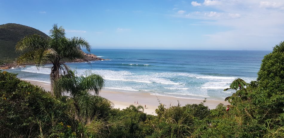 DIAS DE SURF NA PRAIA DO ROSA